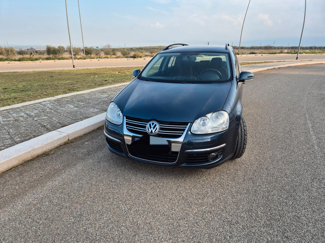 Volkswagen Golf Var. 2.0 TDI DPF Sportline 08