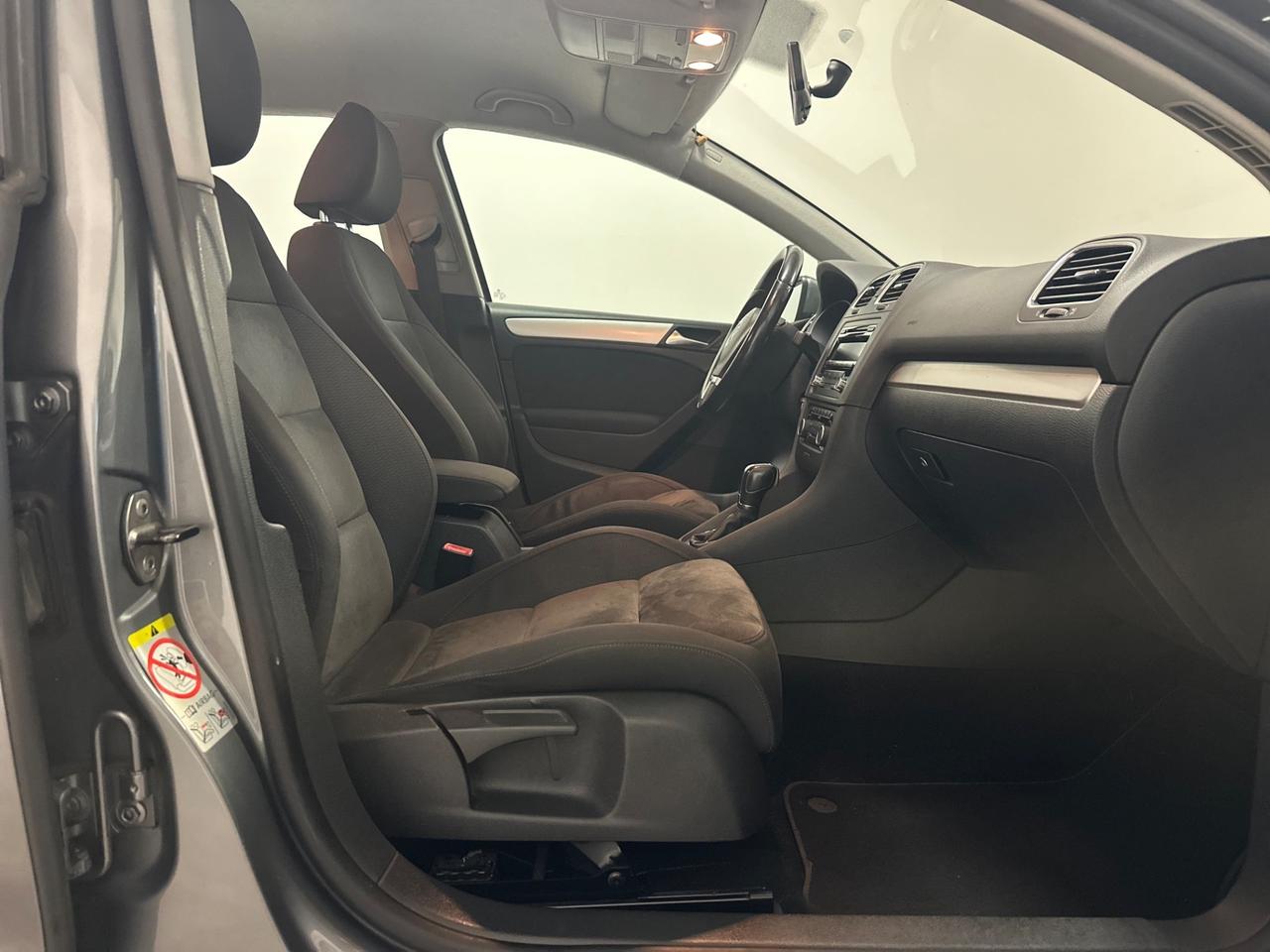 Volkswagen Golf 1.6 TDI DPF DSG 5p. Highline Neopatentati AUTOMATICA
