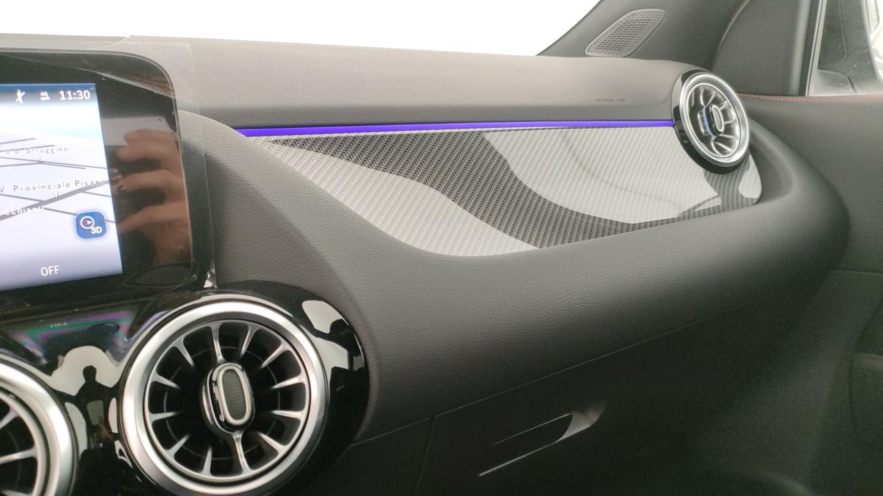 Mercedes-Benz GLA 200 d automatic