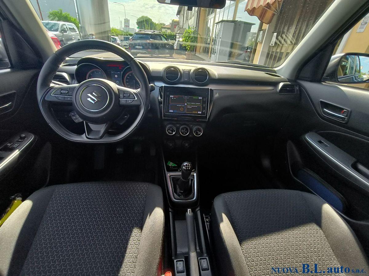 SUZUKI - Swift - 1.2 Hybrid Top