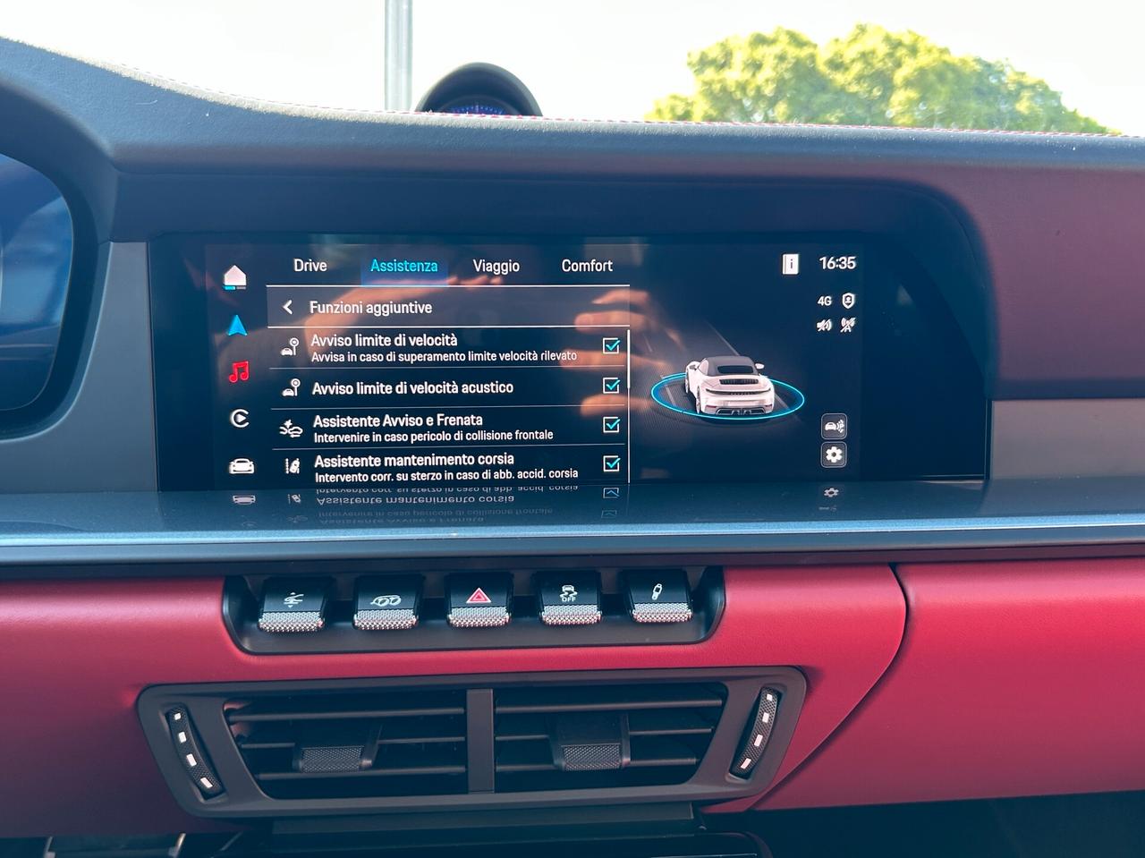 Porsche 992.2 911 Cabrio 3.6 Carrera 4 GTS auto 541 CV