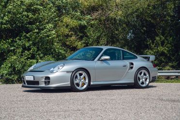 2001 Porsche 911 GT2