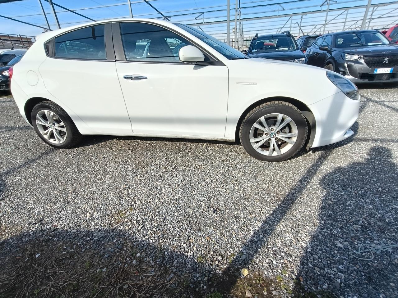 Alfa Romeo Giulietta 1.6 JTDm-2 105 CV Distinctive
