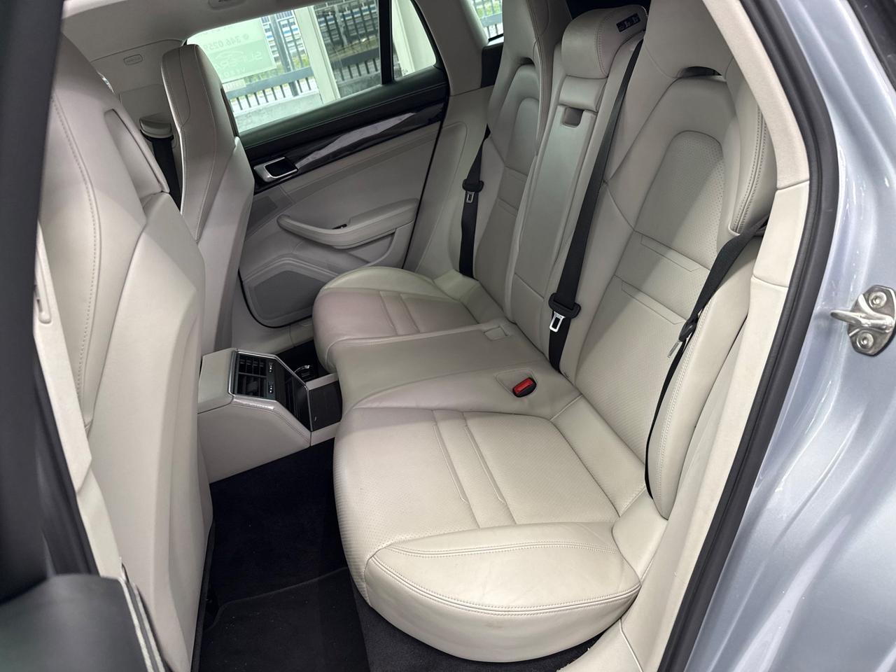 Porsche Panamera 2.9 4 Sport Turismo 10 years Edition