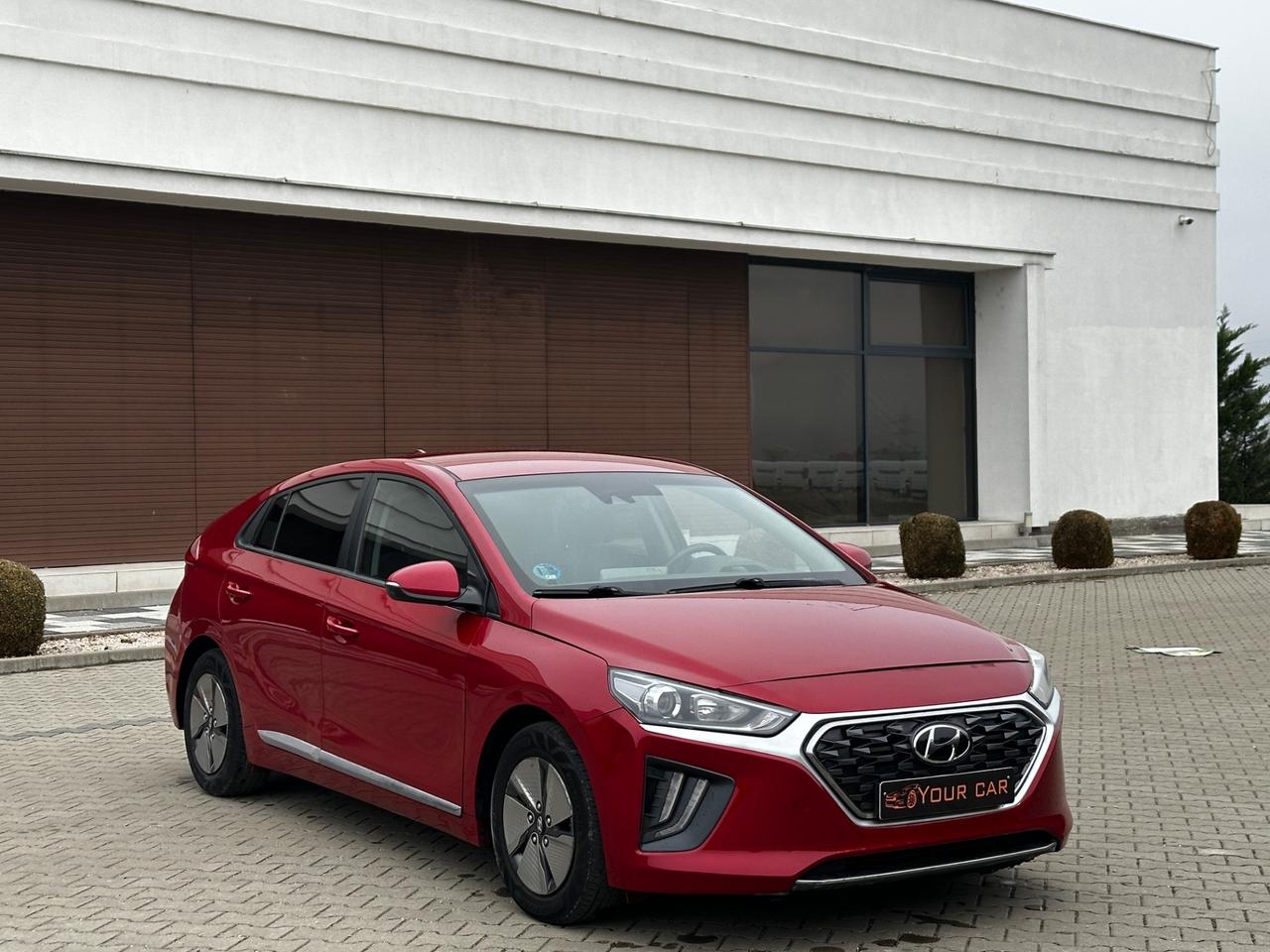 Hyundai Ioniq 1.6 Plug-in Hybrid DCT Prime