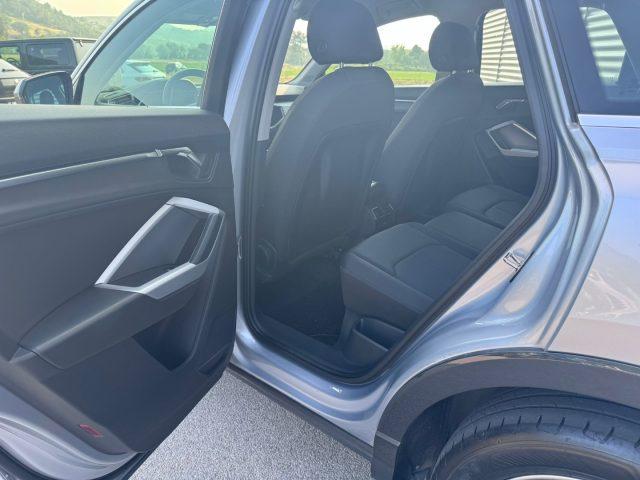 AUDI Q3 35 TDI S-tronic Business Advanced virtualcockpit