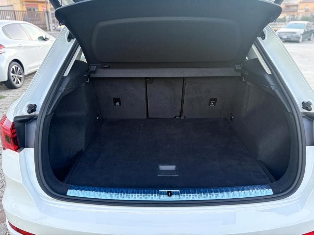 Audi Q3 35 TDI 2.0 150cv S tronic Business Advanced