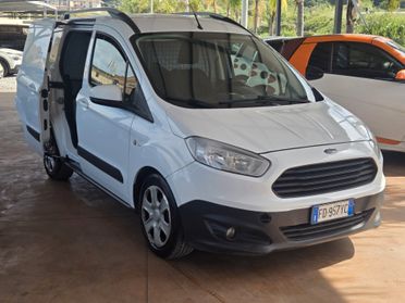 Ford Tourneo Courier 1.5 TDCI 95 CV Titanium