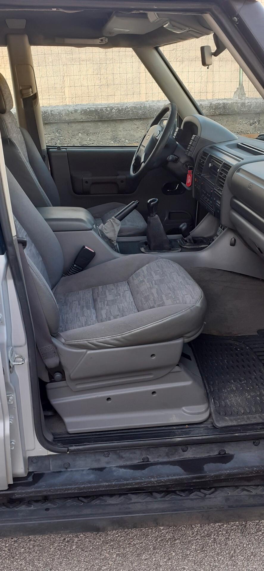 Land Rover Discovery 2.5 Td5 5 porte Luxury