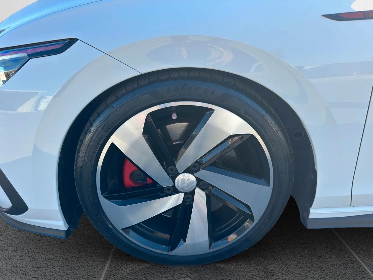 Volkswagen Golf GTI 2.0 TSI TCR DSG 5p. BlueMotion Technology