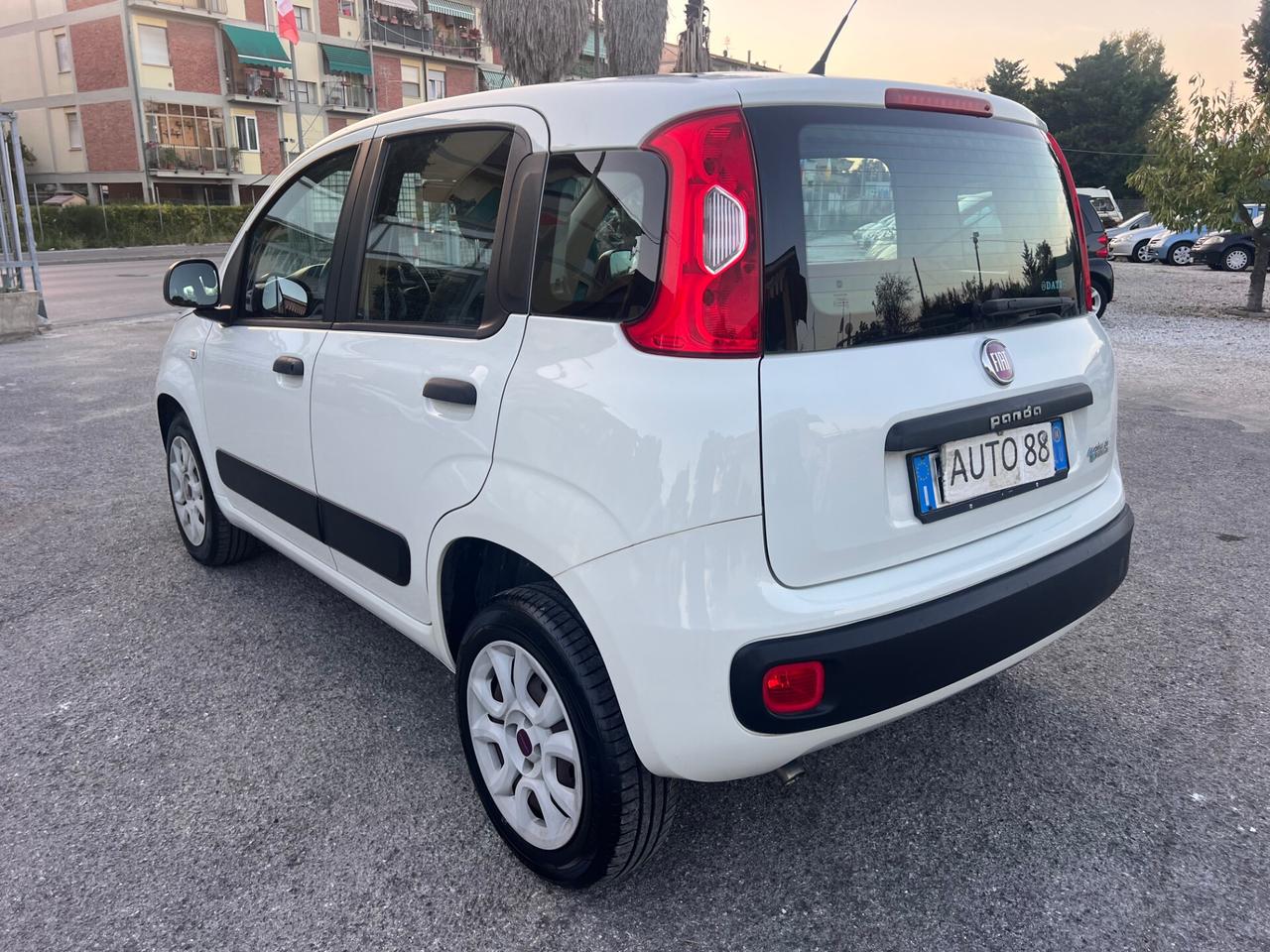 Fiat Panda 0.9 TwinAir Turbo Natural Power Lounge