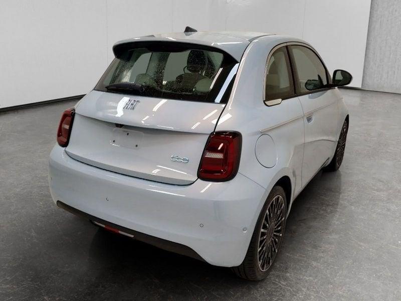 FIAT 500 500e 42 kWh La Prima