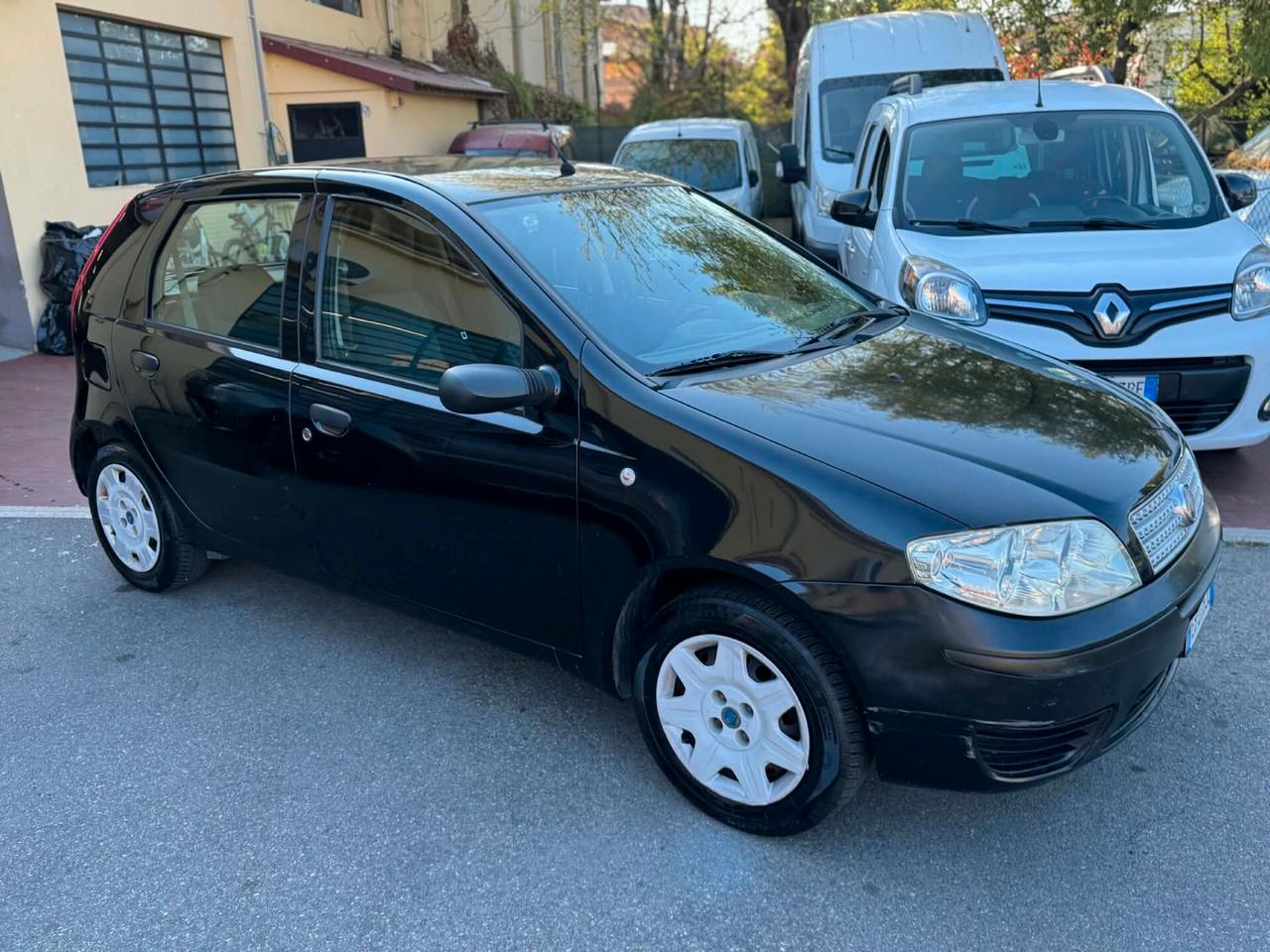 Fiat Punto Anno 2010 1.2 5 porte Active GPL