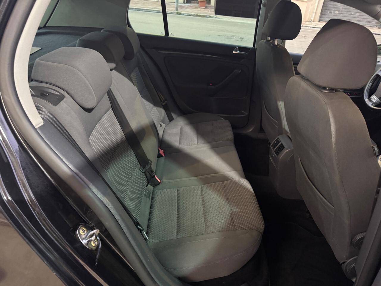 Volkswagen Golf GTI 2.0 TDI GT Sport