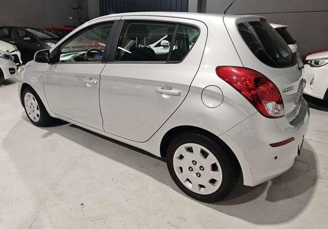 Hyundai i20 Benzina Neopatentati