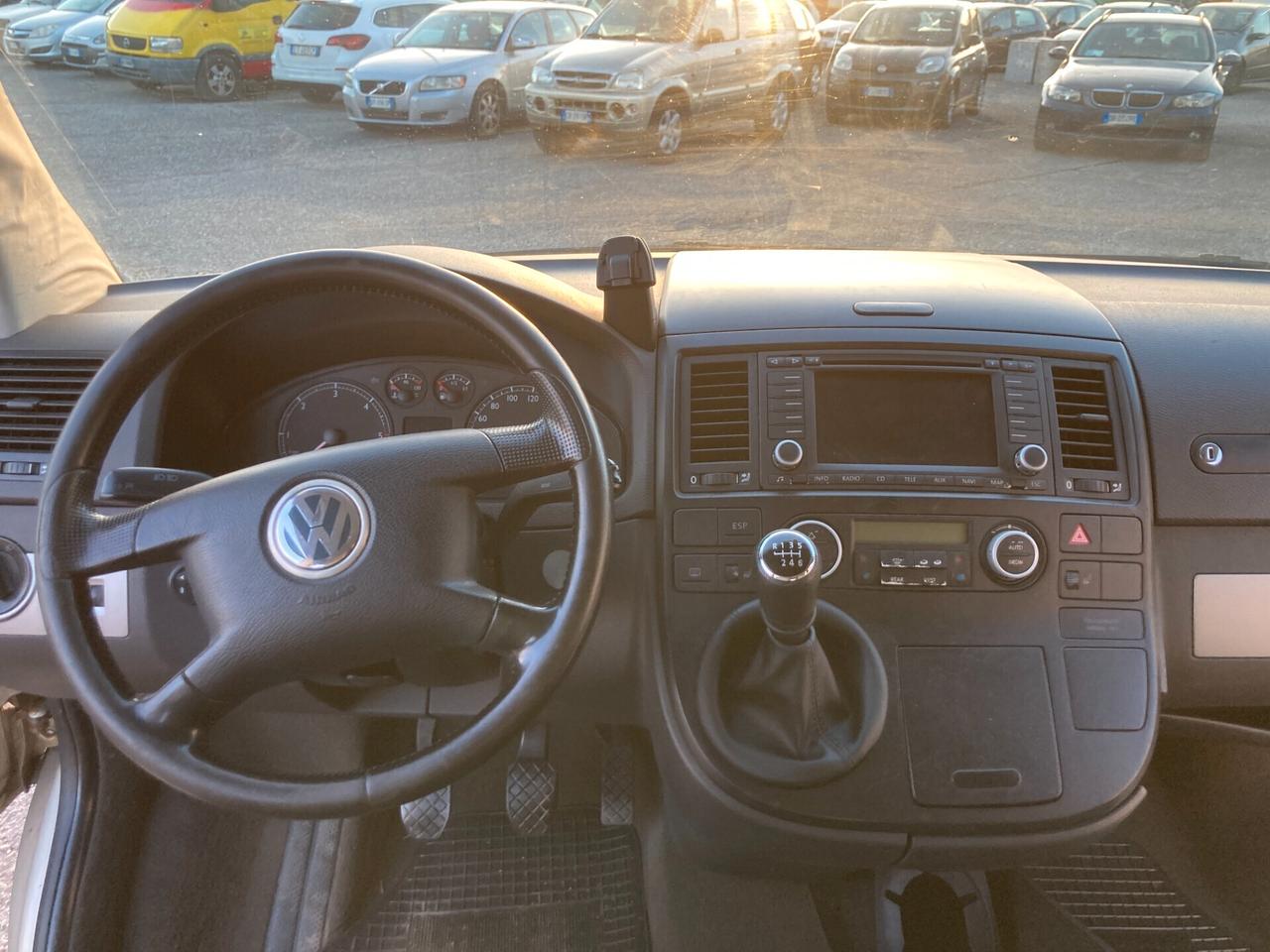 Volkswagen Multivan 2.5 TDI/174CV Highline