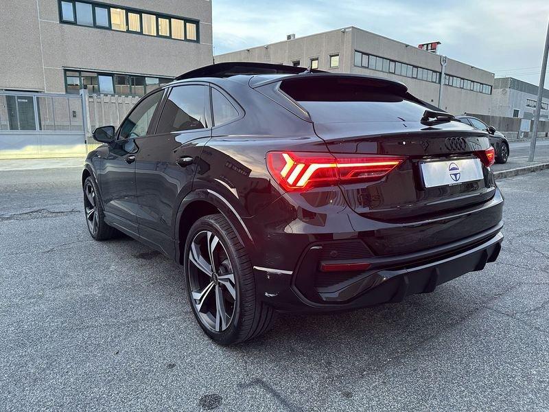 Audi Q3 Sportback Sportback 35 TDI S-tronic Identity Black S-line 150cv