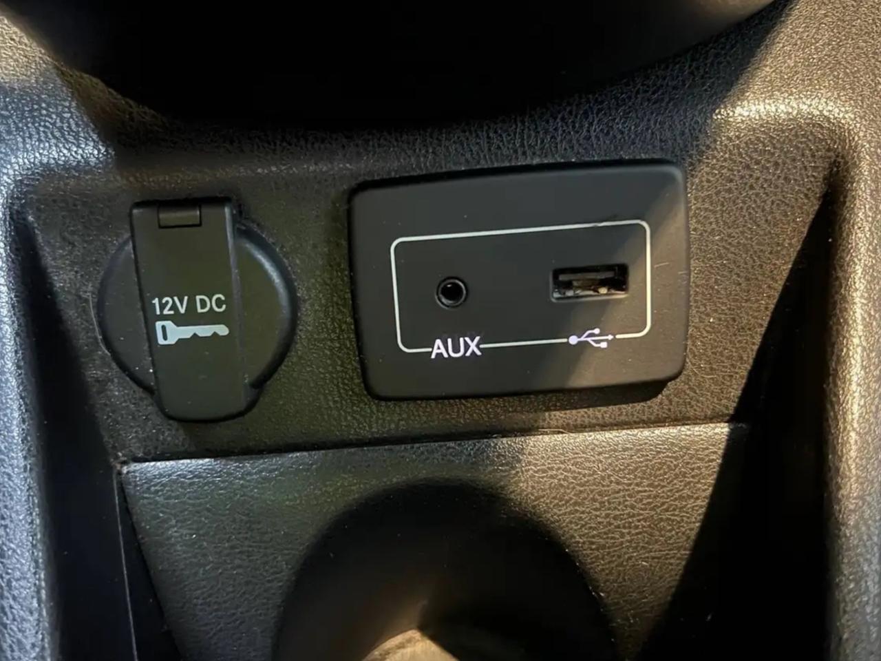 Lancia Ypsilon 1.2 69 CV 5 porte Platinum Si Neopatentati