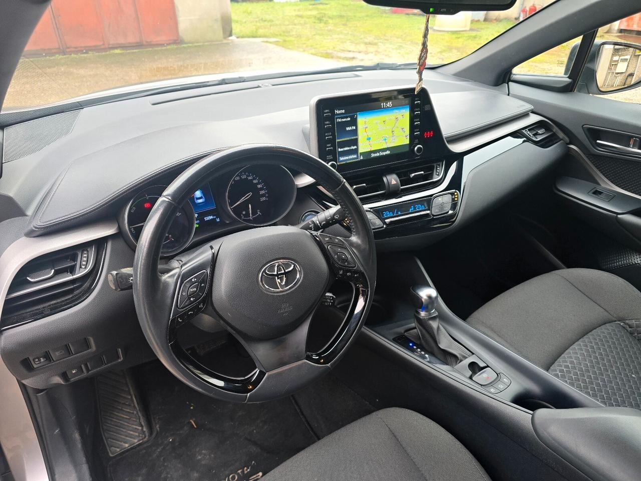 Toyota C-HR 1.8 Hybrid E-CVT Business