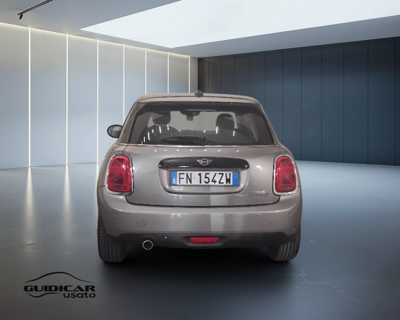 MINI Mini IV F55 2018 5p - Mini 5p 1.5 Cooper D Business XL