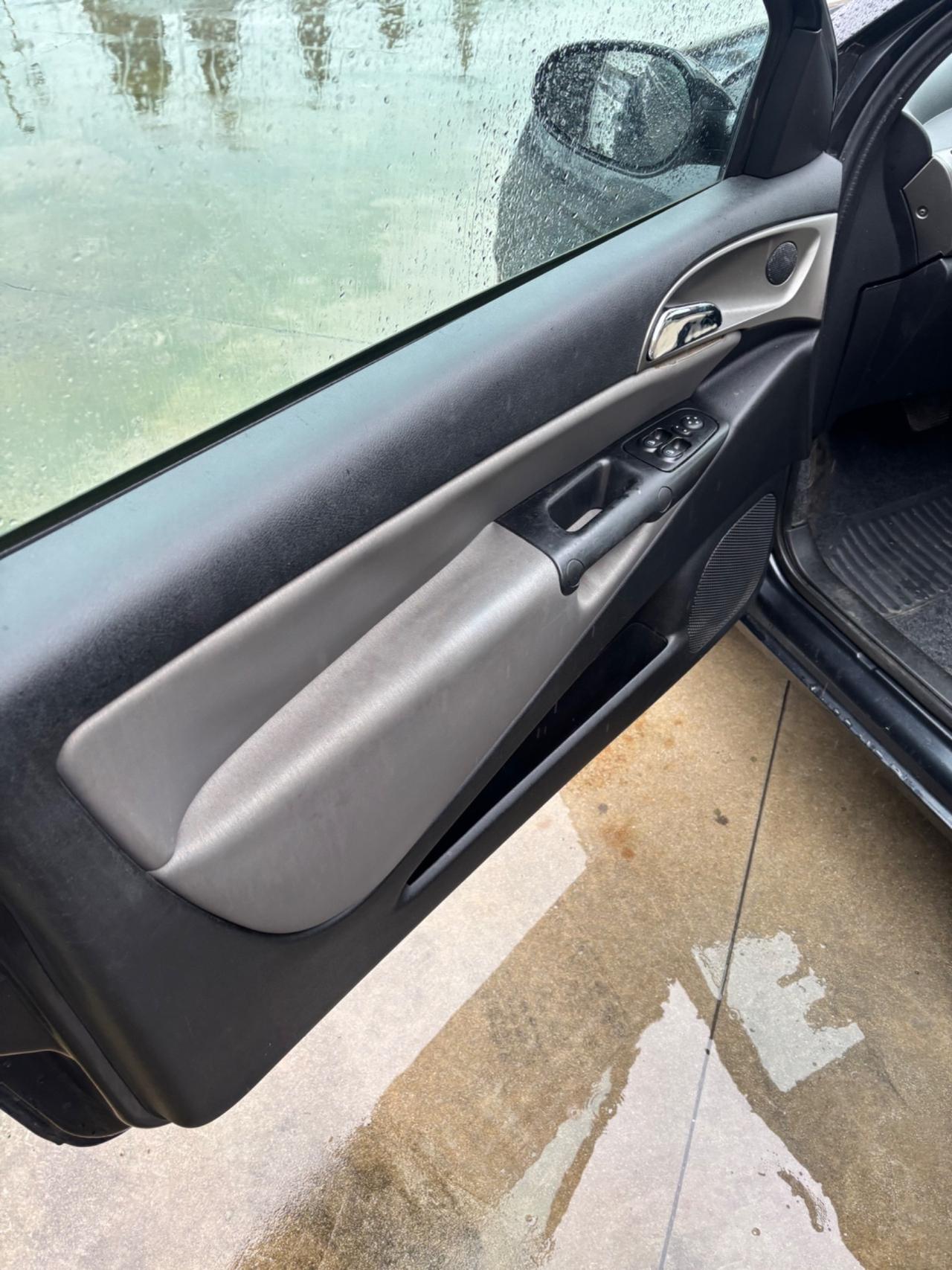 Lancia Ypsilon 1.2 16V Platino cambio automatico