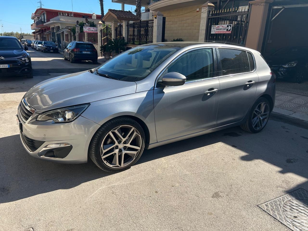 Peugeot 308 BlueHDi 120 S&S Allure