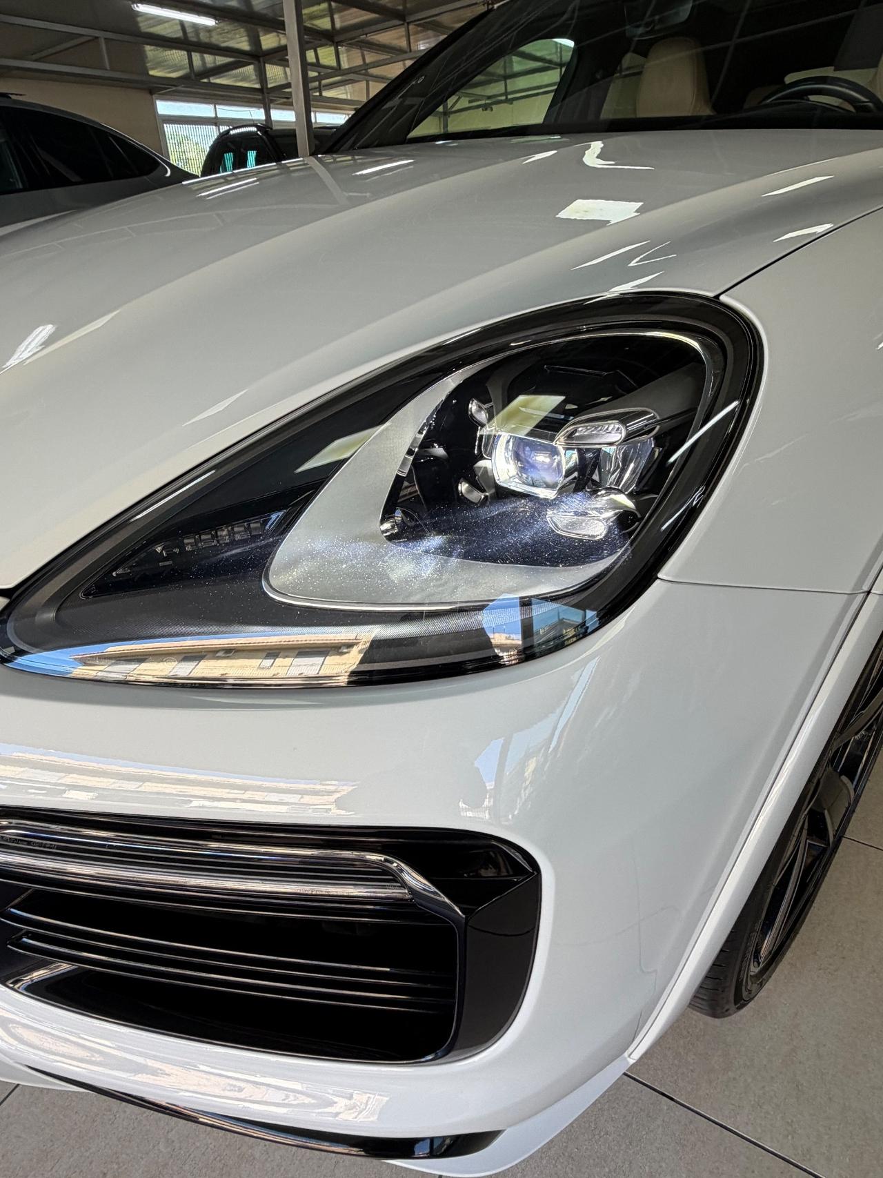 Porsche Cayenne 3.0 COUPE V6 340 KM71.000