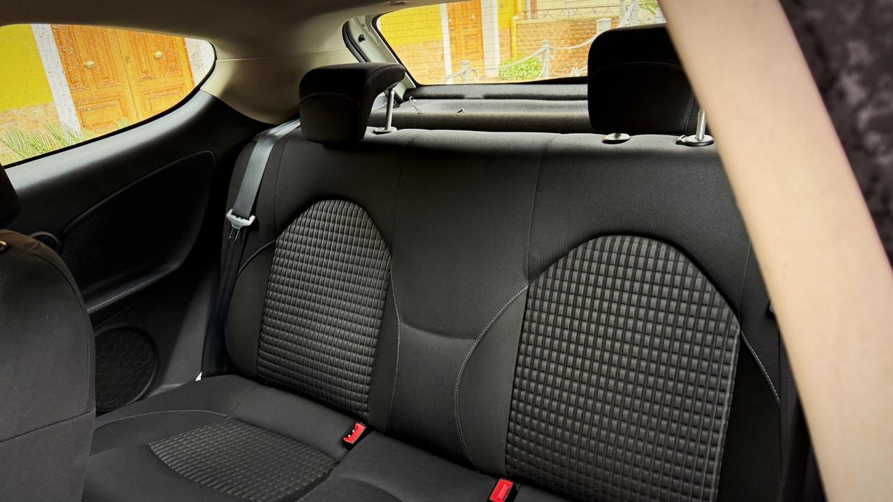 Alfa Romeo MiTo 1.4 Distinctive - 2009