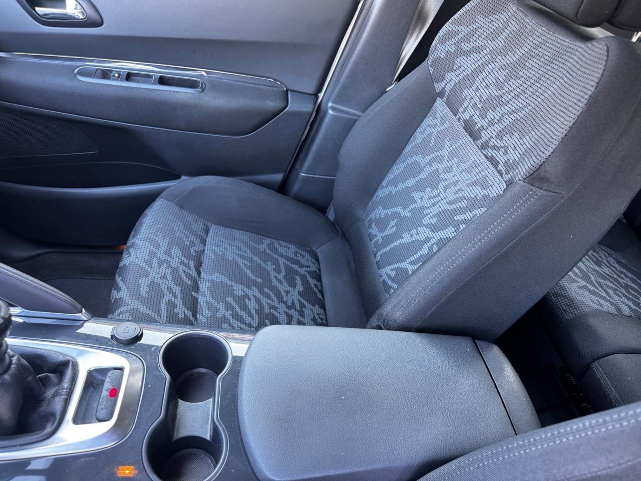 Peugeot 3008 1.6 HDi 112CV 96000km