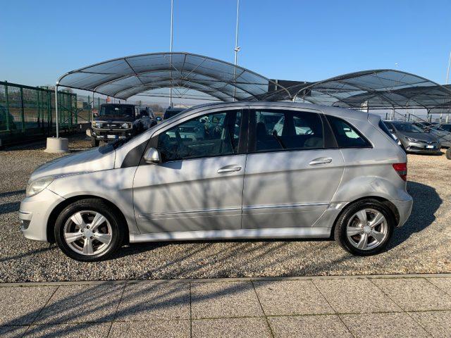 MERCEDES-BENZ B 180 AUTOMATIC Executive