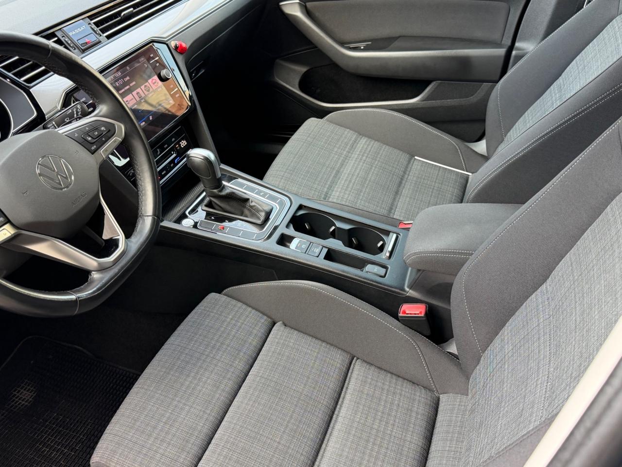 Volkswagen Passat Variant 2.0 TDI SCR 122 CV EVO DSG Business