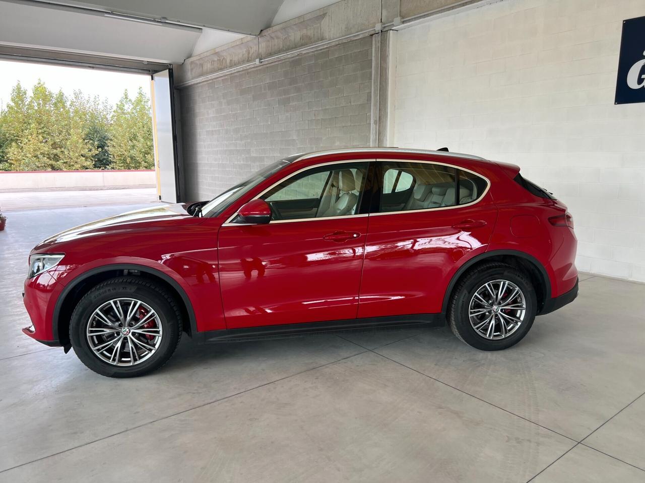 Alfa Romeo Stelvio 2.2 Turbodiesel 210 CV AT8 Q4 Super GANCIO TRAINO