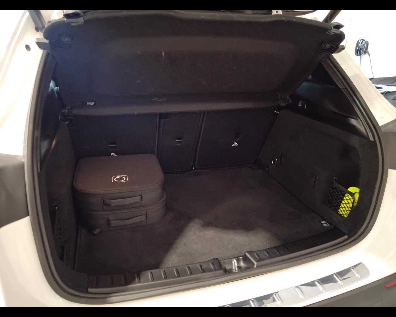 Mercedes-Benz GLA-H247 2023 - GLA 250 e phev Progressive Advanced Plus aut