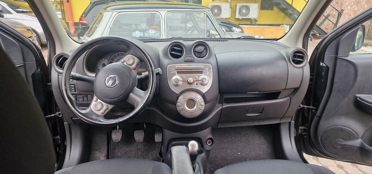 Nissan Micra 2011 photo 3