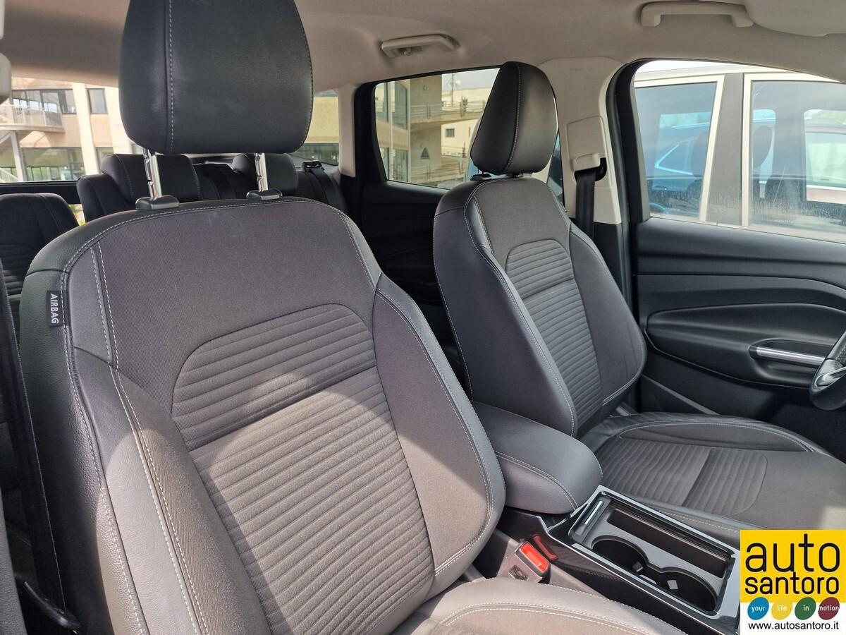 FORD KUGA 1.5 C/A TITANIUM BUSINESS