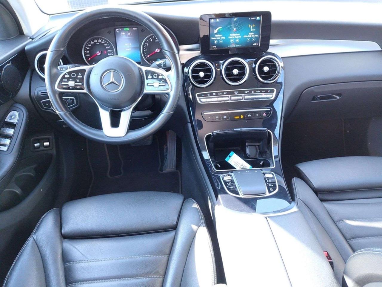 Mercedes-Benz GLC 300 MERCEDES GLC 300 e 4Matic Plug-in hybrid Business