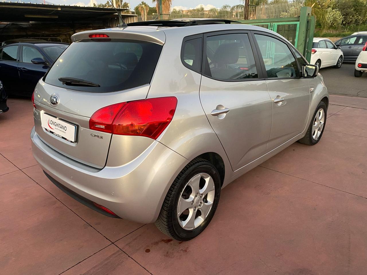 KIA VENGA 1.4 CRDI - 2015