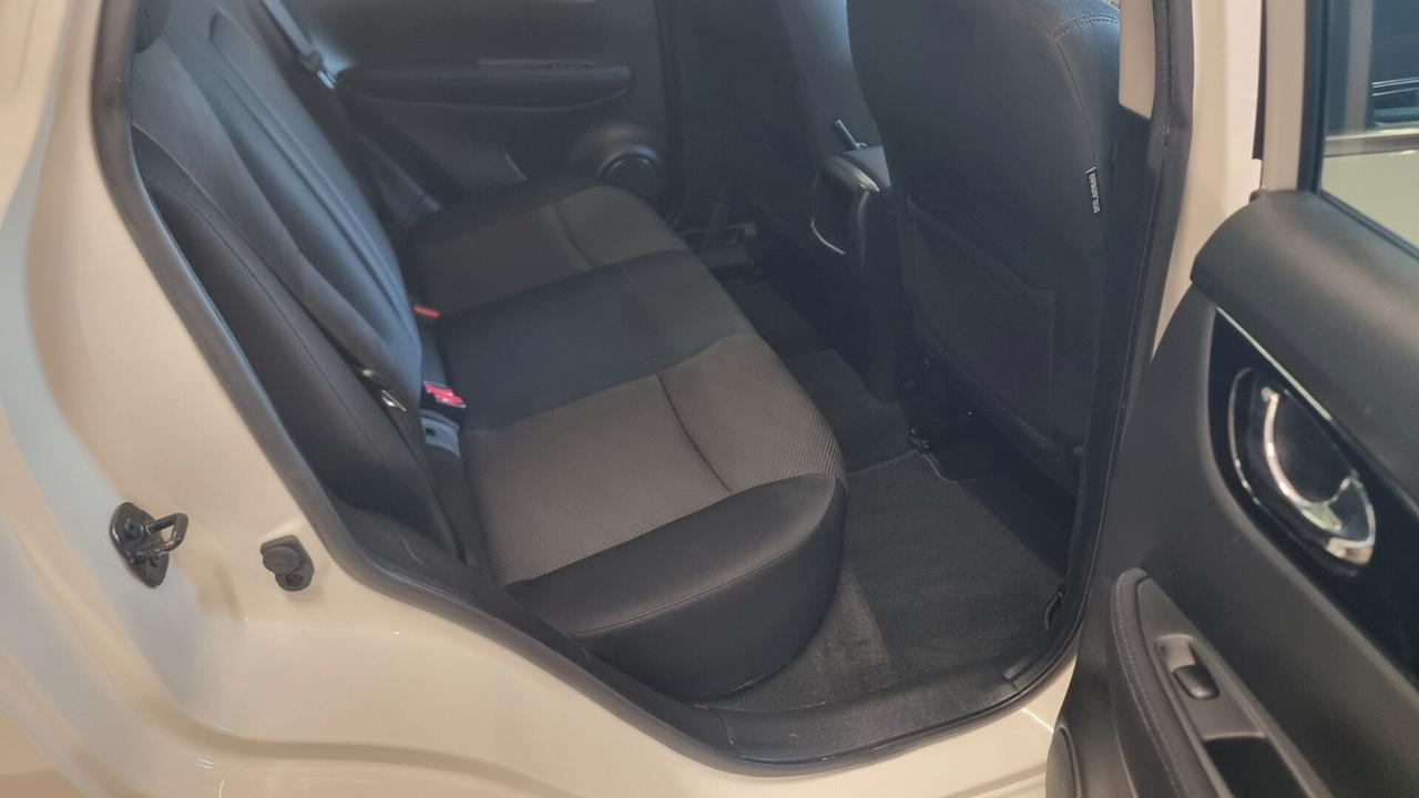 Nissan Qashqai 1.2 DIG-T 360 Tekna tetto panoramico
