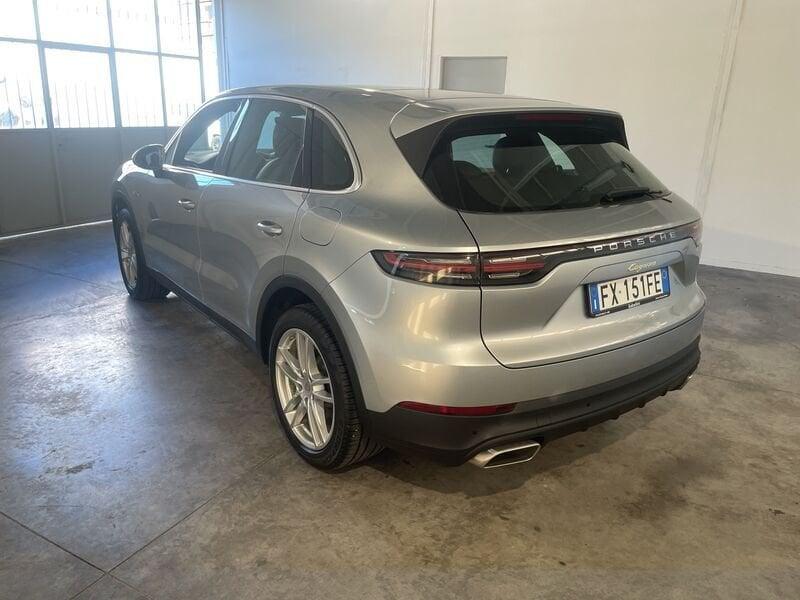 Porsche Cayenne III 2018 Benzina 3.0 e-hybrid tiptronic
