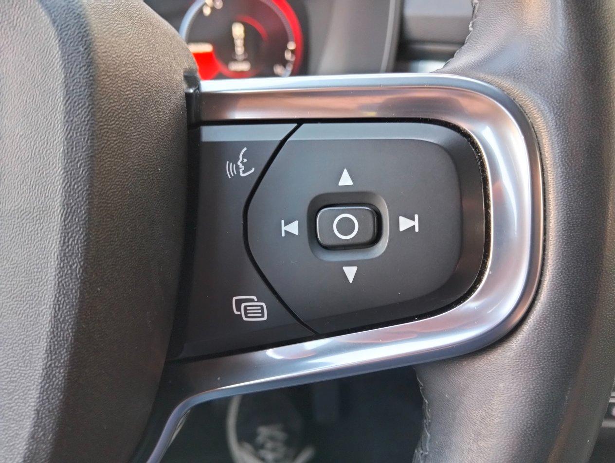 Volvo XC40 1.5 t5 Recharge PHEV Core Auto