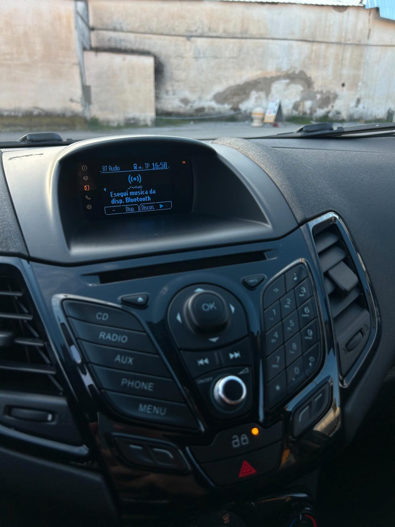 Ford Fiesta 1.2 GPL 60Cv 5p. TITANIUM