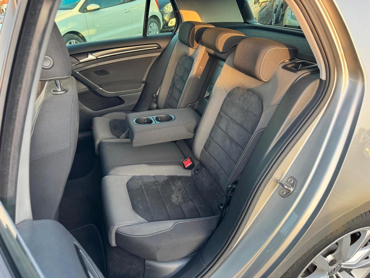 Volkswagen Golf 7 2.0 TDI 150CV DSG 5P HIGHLINE BMT 2015