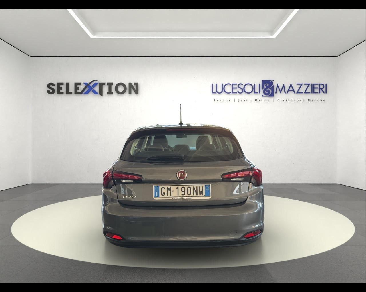 FIAT Tipo (2015-->) - Tipo 1.0 5 porte