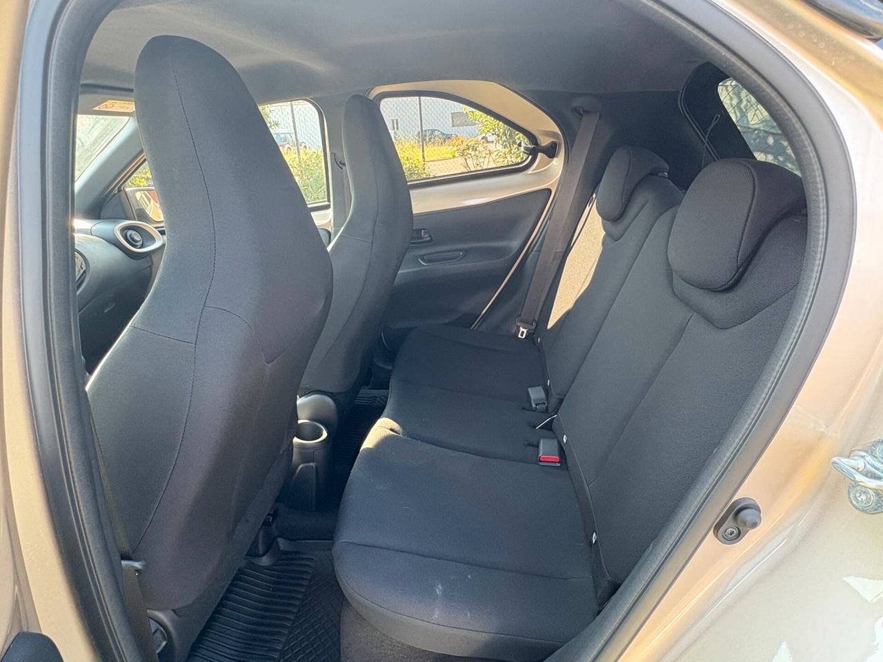 Toyota Aygo X 1.0 VVT-i 72 CV 5 porte Lounge