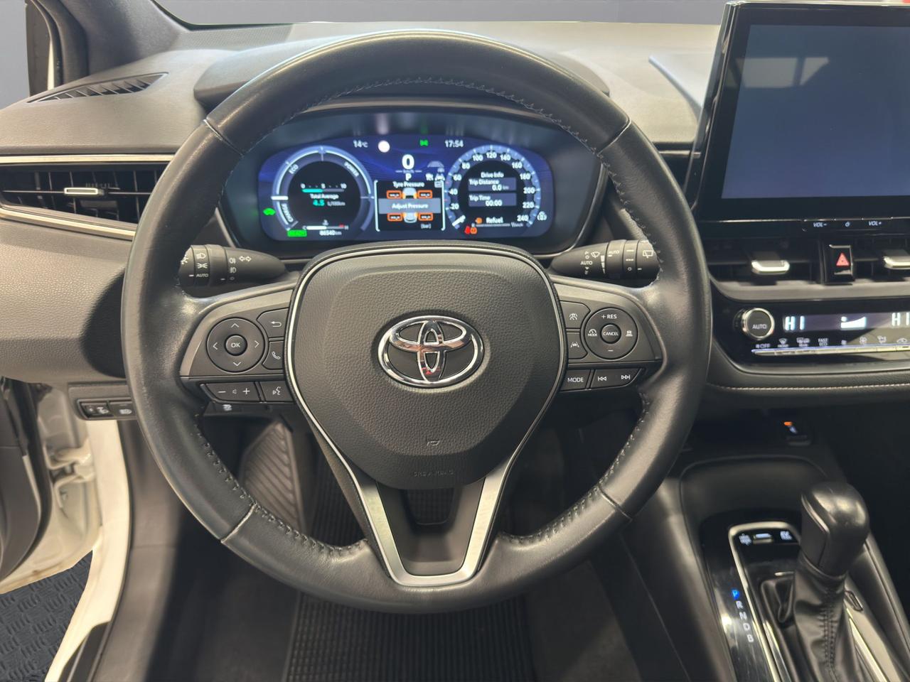 Toyota Corolla Touring Sports 1.8h Active Tyre au