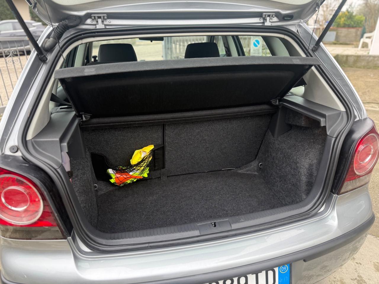 Volkswagen Polo 1.4 5P. 2009 POCHI KM NEOPATENTATI