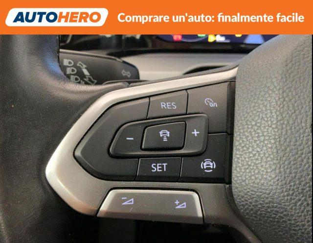 VOLKSWAGEN Golf 1.0 eTSI EVO DSG Life