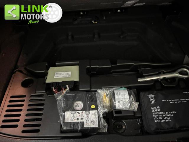 MERCEDES-BENZ A 200 d Premium AMG Line