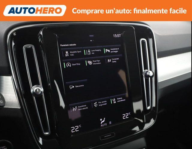 VOLVO XC40 T3 Geartronic Momentum Pro