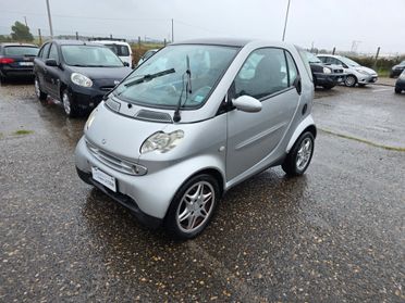 Smart ForTwo 700 coupé pure (45 kW)